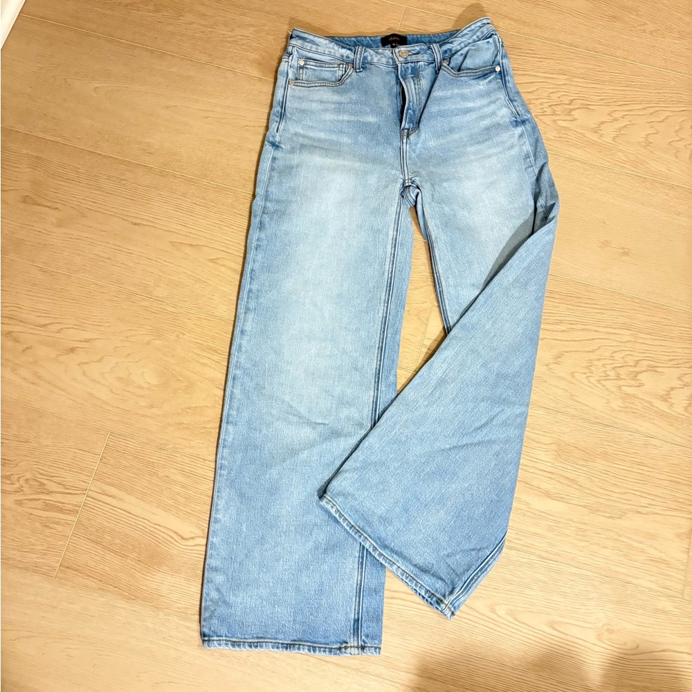 Quince relaxed straight leg jeans, light wash, size 30, regular length